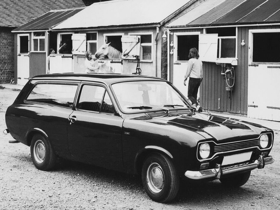 Ford Escort Spezifikationen und Ausstattung - amsteuer.de