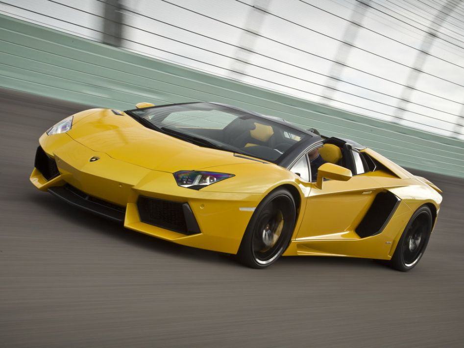 Lamborghini Aventador Spezifikationen und Ausstattung - amsteuer.de